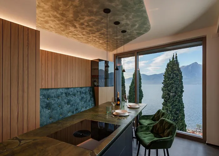 Inessa Exclusive アパート